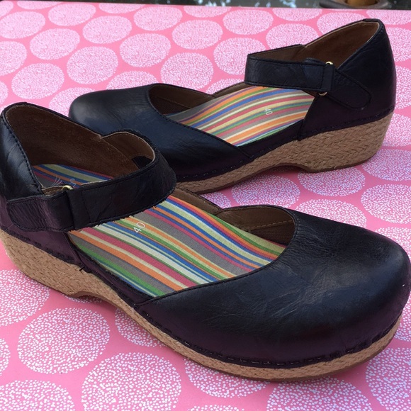 Dansko Shoes - Dansko 40 Jute Mary Jane Leather Velcro Clog